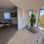 Haus Ostseesprung - - Gratis Wlan, Parkplatz Und Gem Garten *