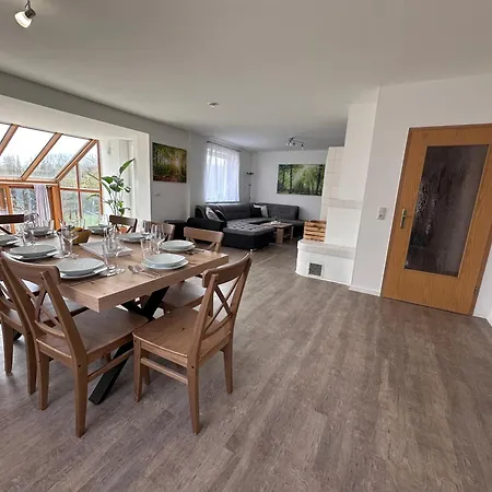 Haus Ostseesprung - - Gratis Wlan, Parkplatz Und Gem Garten Vakantiehuis