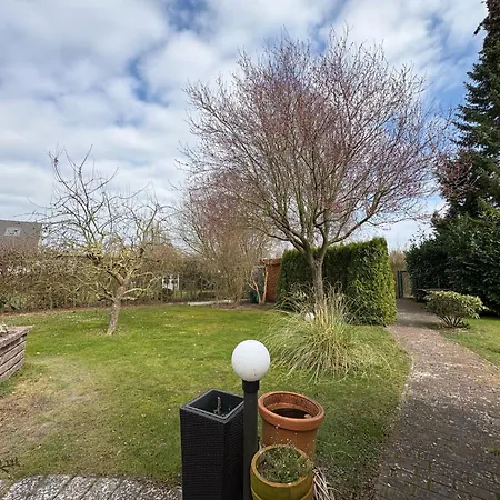 Haus Ostseesprung - - Gratis Wlan, Parkplatz Und Gem Garten Vakantiehuis *